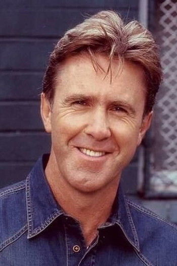 Photo of actor Glenn Robbins