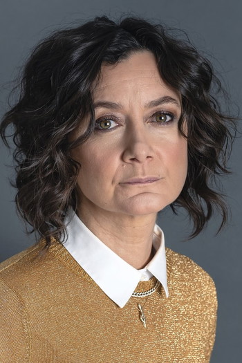 Photo of actress Sara Gilbert