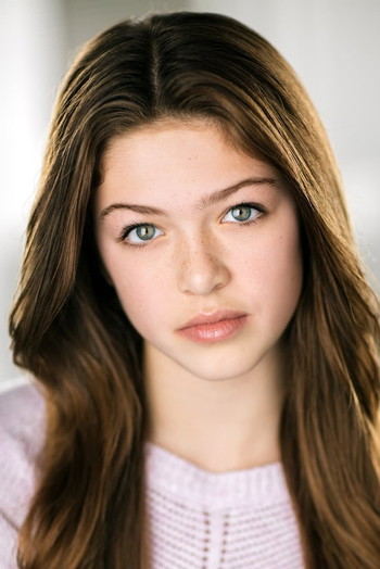 Photo of actress Maesa Nicholson