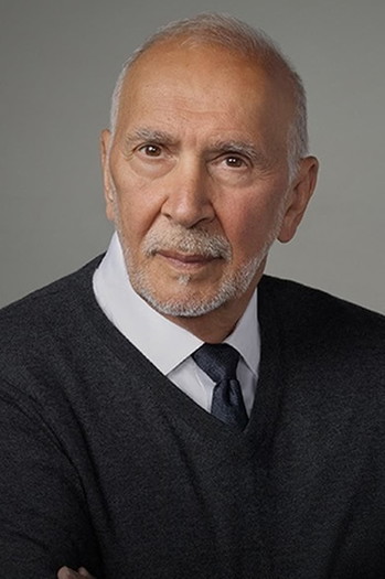 Photo of actor Frank Langella