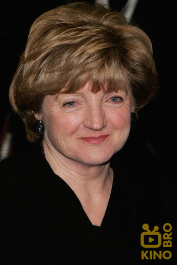 Photo of actress Julia McKenzie