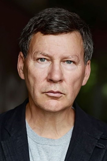 Photo of actor Rainer Ewerrien