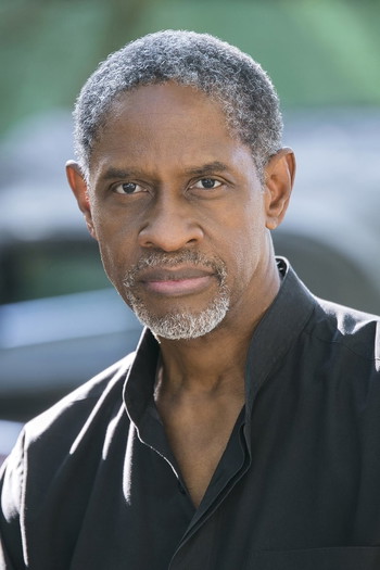 Photo of actor Tim Russ