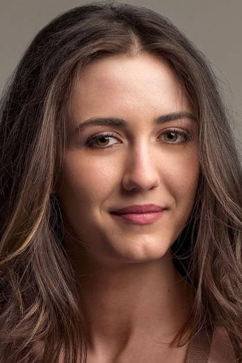 Photo of actress Madeline Zima