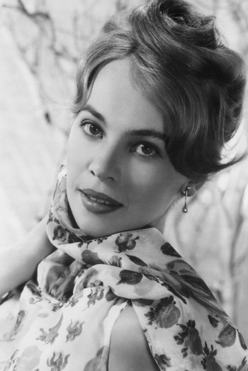 Photo of actress Leslie Caron