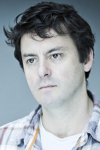 Photo of actor Dominic Rowan