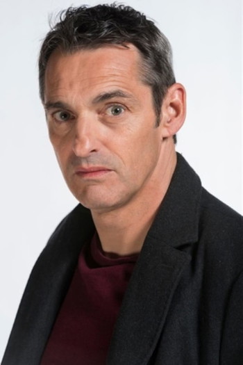 Photo of actor Vincent Dubois