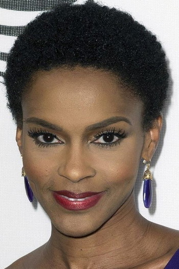 Photo of actress Kim Hawthorne