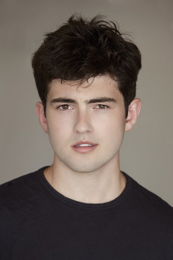 Photo of actor Ian Nelson