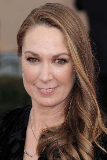 Photo of actress Elizabeth Marvel