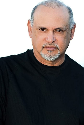 Photo of actor Enrique Castillo