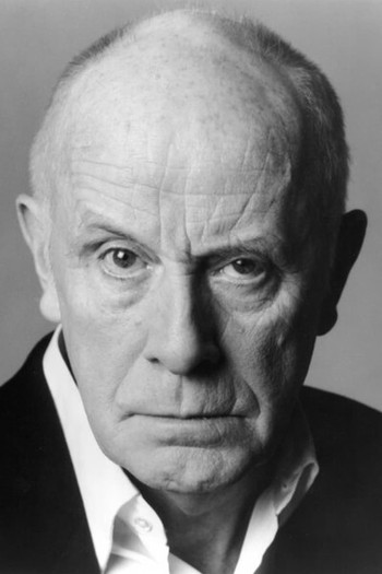 Photo of actor Richard Wilson