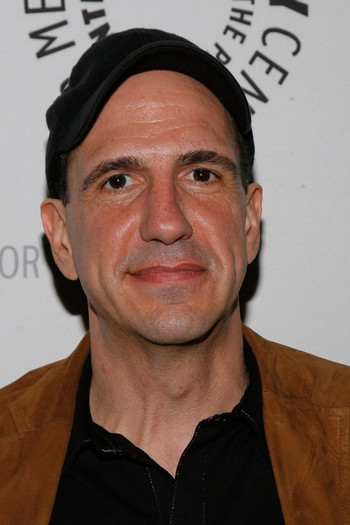 Photo of actor Sam Lloyd