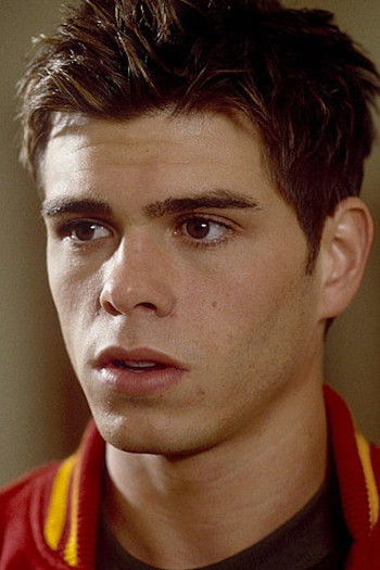 Photo of actor Matthew Lawrence