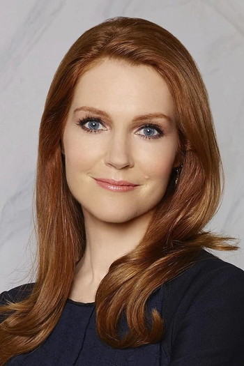 Photo of actress Darby Stanchfield