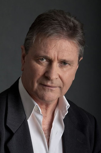 Photo of actor Brendan Price