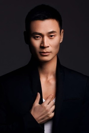 Photo of actor Zhang Bohao