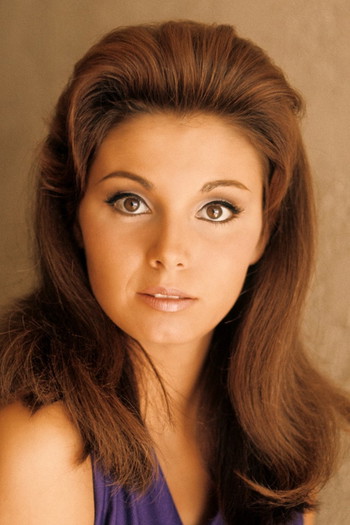 Photo of actress Victoria Vetri