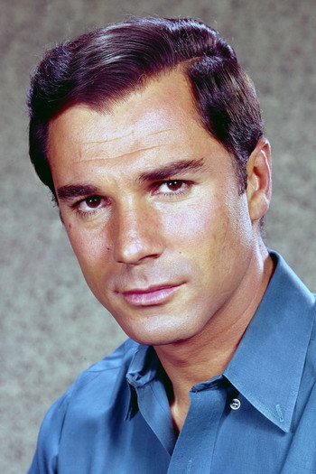 Photo of actor George Maharis