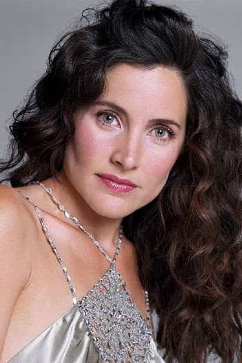 Photo of actress Rachel Shelley