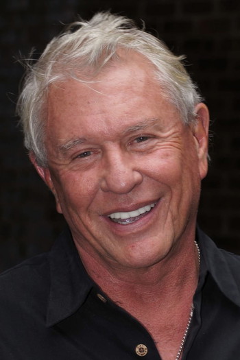 Photo of actor Tom Berenger