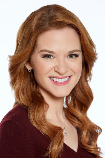 Photo of actress Sarah Drew