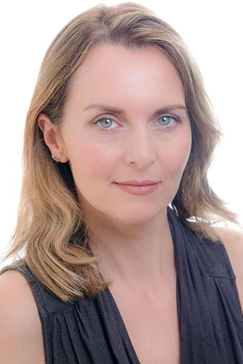 Photo of actress Debra Stephenson