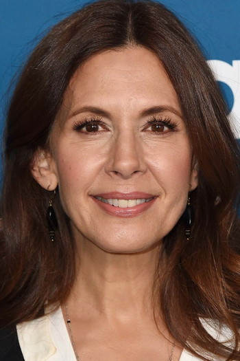 Photo of actress Jessica Hecht