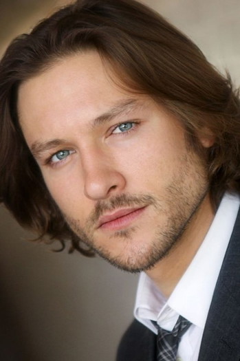 Photo of actor Michael Graziadei