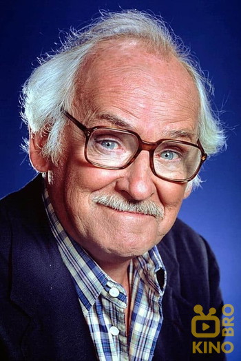 Photo of actor Barnard Hughes