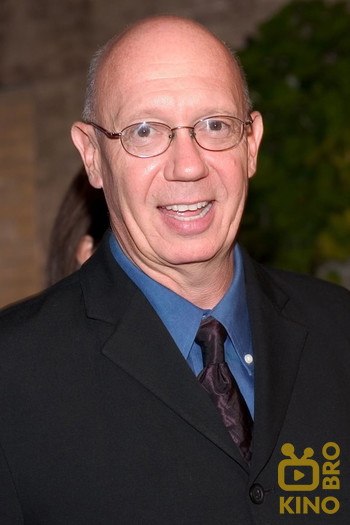 Photo of actor Dann Florek