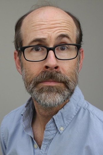 Photo of actor Brian Huskey