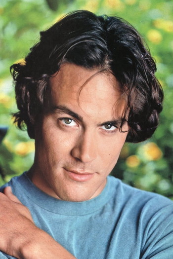 Photo of actor Brandon Lee