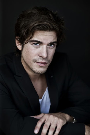 Photo of actor Philipp Danne