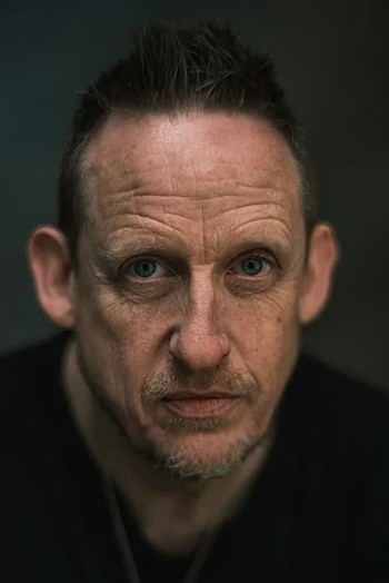 Photo of actor Neil Bell