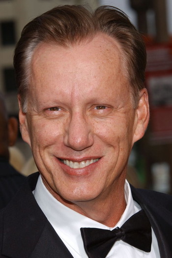 Photo of actor James Woods