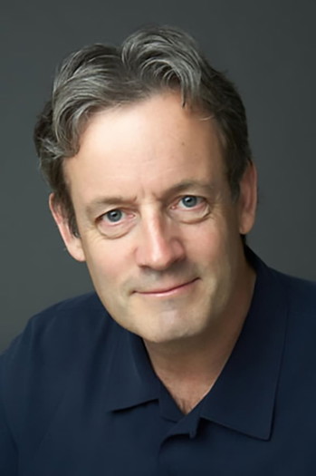 Photo of actor Peter Syvertsen