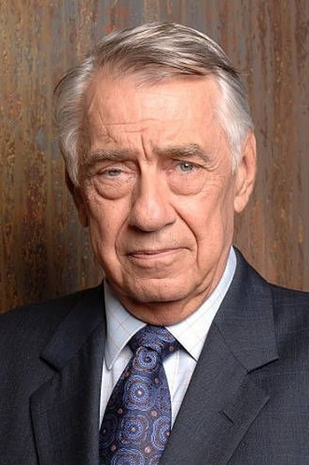 Photo of actor Philip Baker Hall