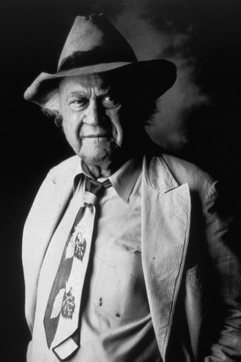 Photo of actor Dub Taylor