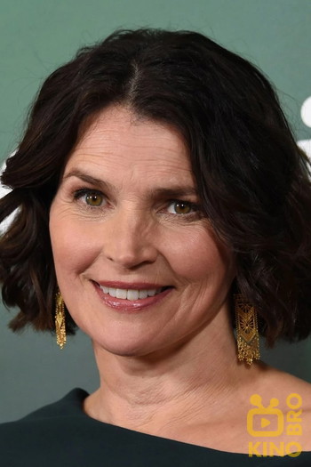 Photo of actress Julia Ormond