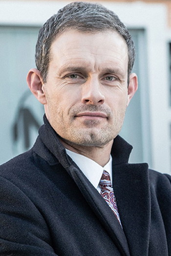 Photo of actor Ben Price