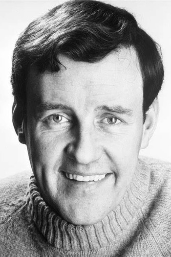 Photo of actor Richard Briers