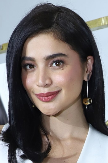 Photo of actress Anne Curtis