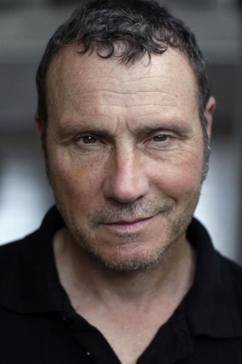 Photo of actor Nick Bartlett