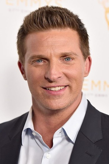 Photo of actor Steve Burton