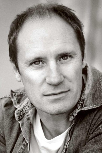 Photo of actor Steven Vidler