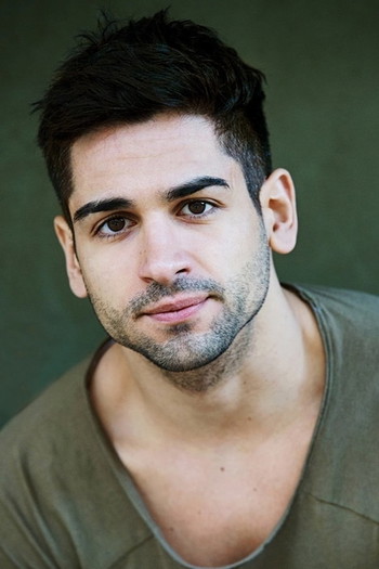 Photo of actor Daniel Rodic