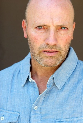 Photo of actor Peter Woodward