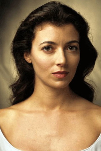 Photo of actress Mia Sara