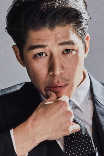 Photo of actor Hong Wan-pyo